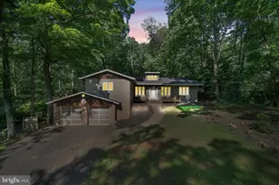 2416 Youngs Dr, Haymarket, VA 20169 - Photo 4