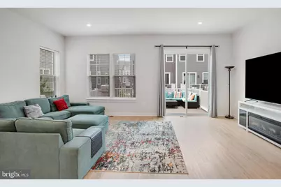 18351 Moss Garden Road, Dumfries, VA 22026 - Photo 12