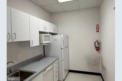 18354 Quantico Gateway Drive #101, Triangle, VA 22172 - Photo 10