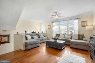 2608 Glenriver Way, Woodbridge, VA 22191 - Photo 4