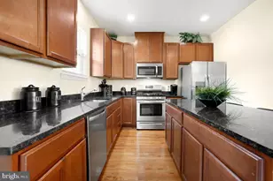 2608 Glenriver Way, Woodbridge, VA 22191 - Photo 12