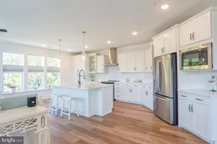 13970 Englefield Dr, Woodbridge, VA 22193 - Photo 12