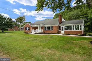 1102 Burton St, Woodbridge, VA 22191 - Photo 8