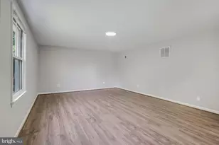 1102 Burton St, Woodbridge, VA 22191 - Photo 48