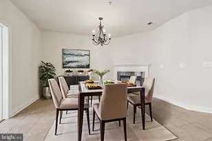 2246 Margraf Cir, Woodbridge, VA 22191 - Photo 12