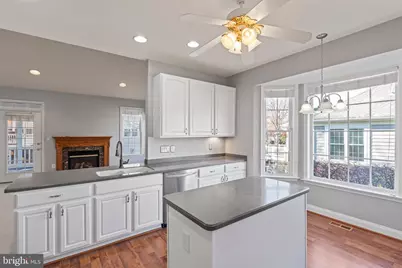 13879 Crabtree Way, Gainesville, VA 20155 - Photo 16