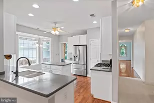 13879 Crabtree Way, Gainesville, VA 20155 - Photo 20