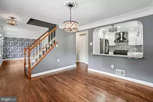 4006 Dubois Ct, Woodbridge, VA 22193 - Photo 6