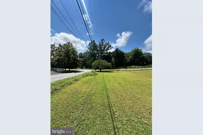 8118 Rugby Road, Manassas Park, VA 20111 - Photo 4