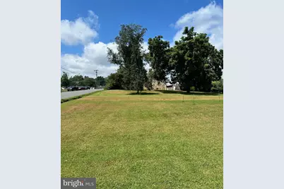 8118 Rugby Road, Manassas Park, VA 20111 - Photo 2