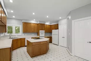 10940 Meanderview Ct, Manassas, VA 20111 - Photo 14