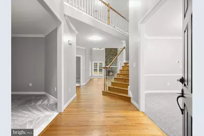 10940 Meanderview Court, Manassas, VA 20111 - Photo 6