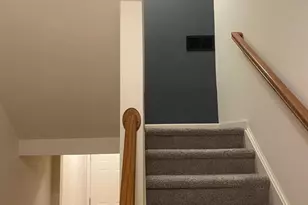 8049 Crescent Park Dr, Gainesville, VA 20155 - Photo 6