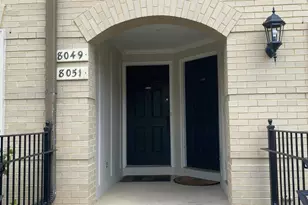 8049 Crescent Park Dr, Gainesville, VA 20155 - Photo 4