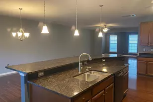 8049 Crescent Park Dr, Gainesville, VA 20155 - Photo 20