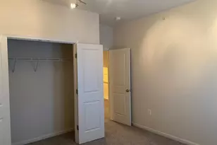 8049 Crescent Park Dr, Gainesville, VA 20155 - Photo 38