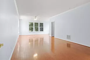 17251 Four Seasons Dr, Dumfries, VA 22025 - Photo 26