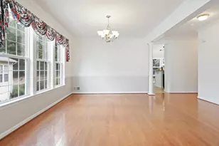 17251 Four Seasons Dr, Dumfries, VA 22025 - Photo 8