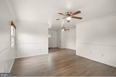 7726 Amherst Drive, Manassas, VA 20111 - Photo 6