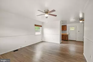 7726 Amherst Dr, Manassas, VA 20111 - Photo 4