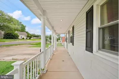 7726 Amherst Drive, Manassas, VA 20111 - Photo 2