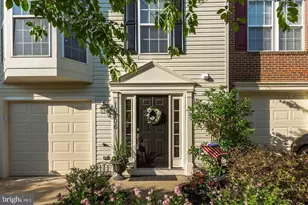 10106 Sir Reynard Ln, Bristow, VA 20136 - Photo 2