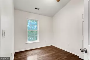 2606 Oak Valley Dr, Woodbridge, VA 22191 - Photo 32