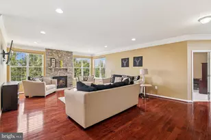 16249 Chase Eagle Ln, Woodbridge, VA 22191 - Photo 12