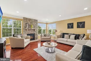 16249 Chase Eagle Ln, Woodbridge, VA 22191 - Photo 14