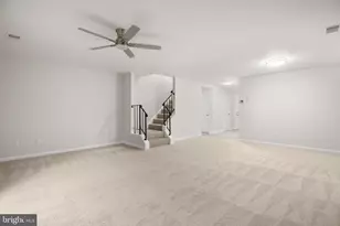 16238 Taconic Cir, Dumfries, VA 22025 - Photo 8