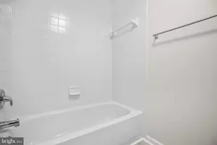 16238 Taconic Cir, Dumfries, VA 22025 - Photo 14