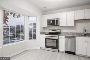 16238 Taconic Cir, Dumfries, VA 22025 - Photo 4