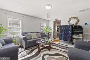 4023 White Haven Dr, Dumfries, VA 22026 - Photo 8