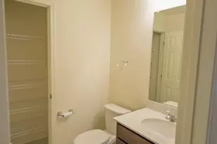 8024 Cayzer Ln, Gainesville, VA 20155 - Photo 50