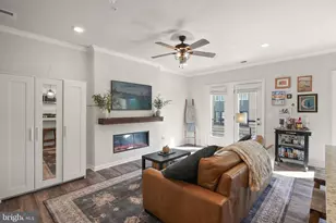 1317 Rail Stop Dr, Woodbridge, VA 22191 - Photo 8