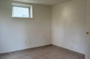 13409 Pinetree Dr, Woodbridge, VA 22191 - Photo 10