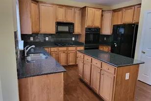 6161 Popes Creek Pl, Haymarket, VA 20169 - Photo 4