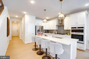 6868 Moonstone Peony Ln, Haymarket, VA 20169 - Photo 8