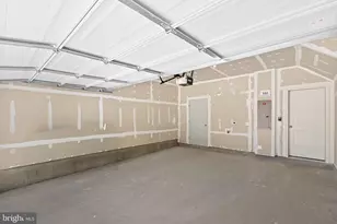 4151 Mountjoy Wy, Dumfries, VA 22026 - Photo 32