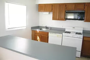 402 N C St, Quantico, VA 22134 - Photo 2