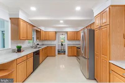 13750 Ensenada Court, Manassas, VA 20112 - Photo 8