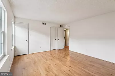 12129 Chaucer Lane #12129, Woodbridge, VA 22192 - Photo 10