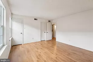 12129 Chaucer Ln, Woodbridge, VA 22192 - Photo 10