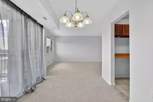 1602 Renate Dr, Woodbridge, VA 22192 - Photo 8
