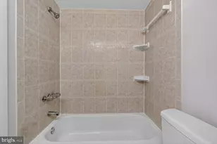 1602 Renate Dr, Woodbridge, VA 22192 - Photo 16