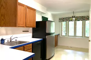 10203 Bent Tree Ln, Manassas, VA 20111 - Photo 8