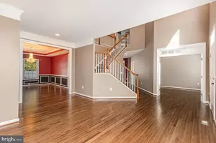 2114 Jellico Ct, Woodbridge, VA 22191 - Photo 2