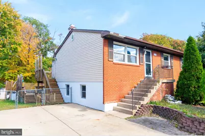 4716 Kentwood Lane, Woodbridge, VA 22193 - Photo 2