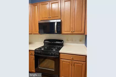 13953 Hollow Wind Way #101, Woodbridge, VA 22191 - Photo 8