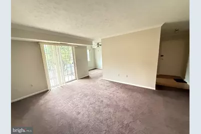 1523 Colonial Drive #204, Woodbridge, VA 22192 - Photo 2